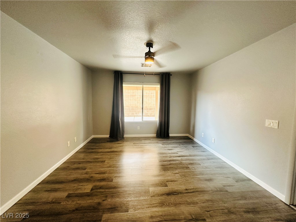 10911 Vallerosa Street Property Photo 12