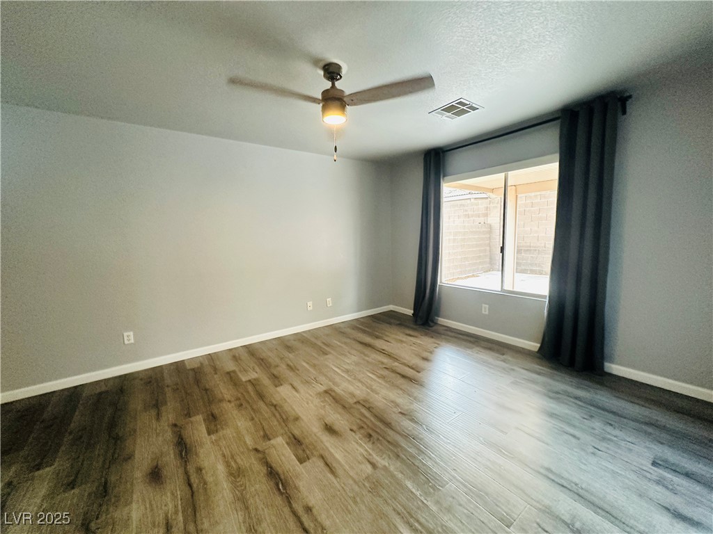 10911 Vallerosa Street Property Photo 14