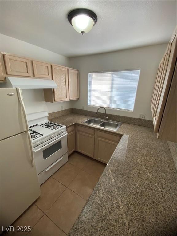 4404 West W Lake Mead Boulevard 102 Property Photo 3