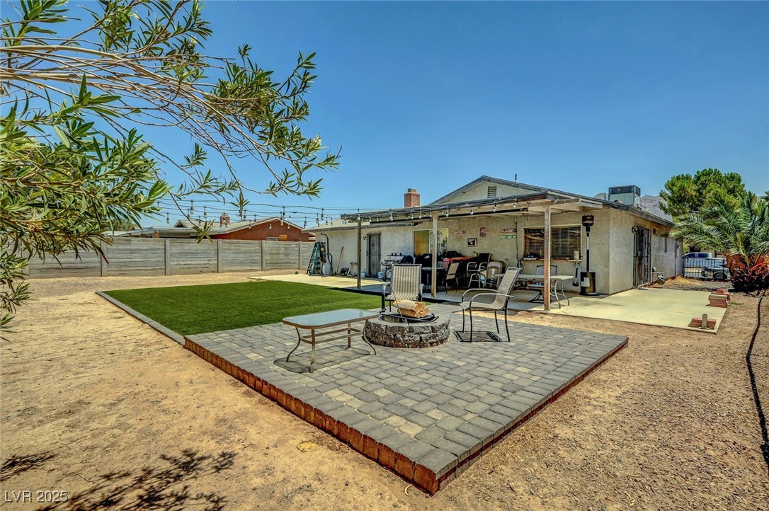 671 Riata Way Property Photo 17