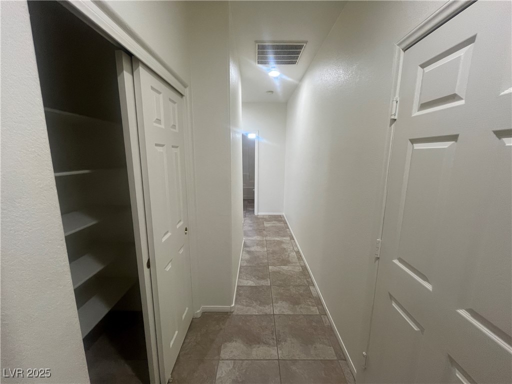 547 Pinetop Lake Street Property Photo 14