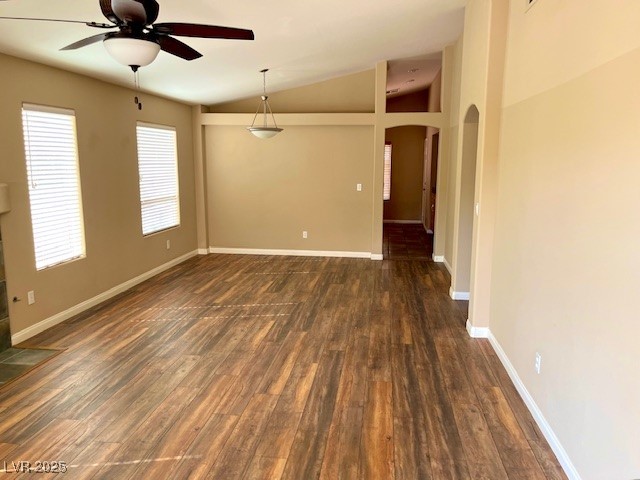 212 Horizon Peak Drive Property Photo 2
