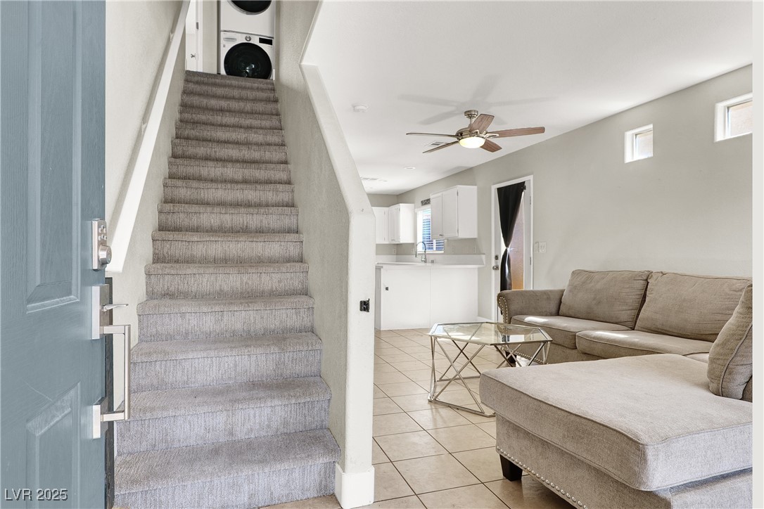 5200 Paradise Skies Avenue Property Photo 3
