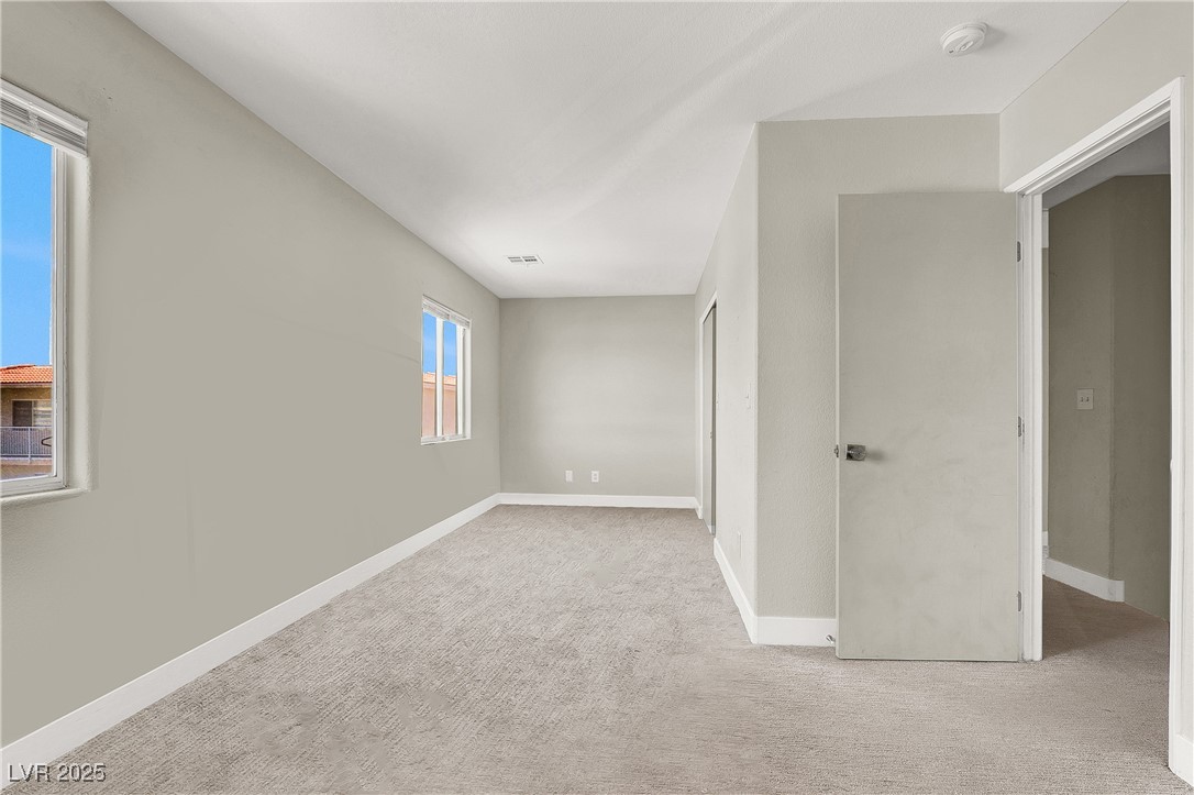 5200 Paradise Skies Avenue Property Photo 11