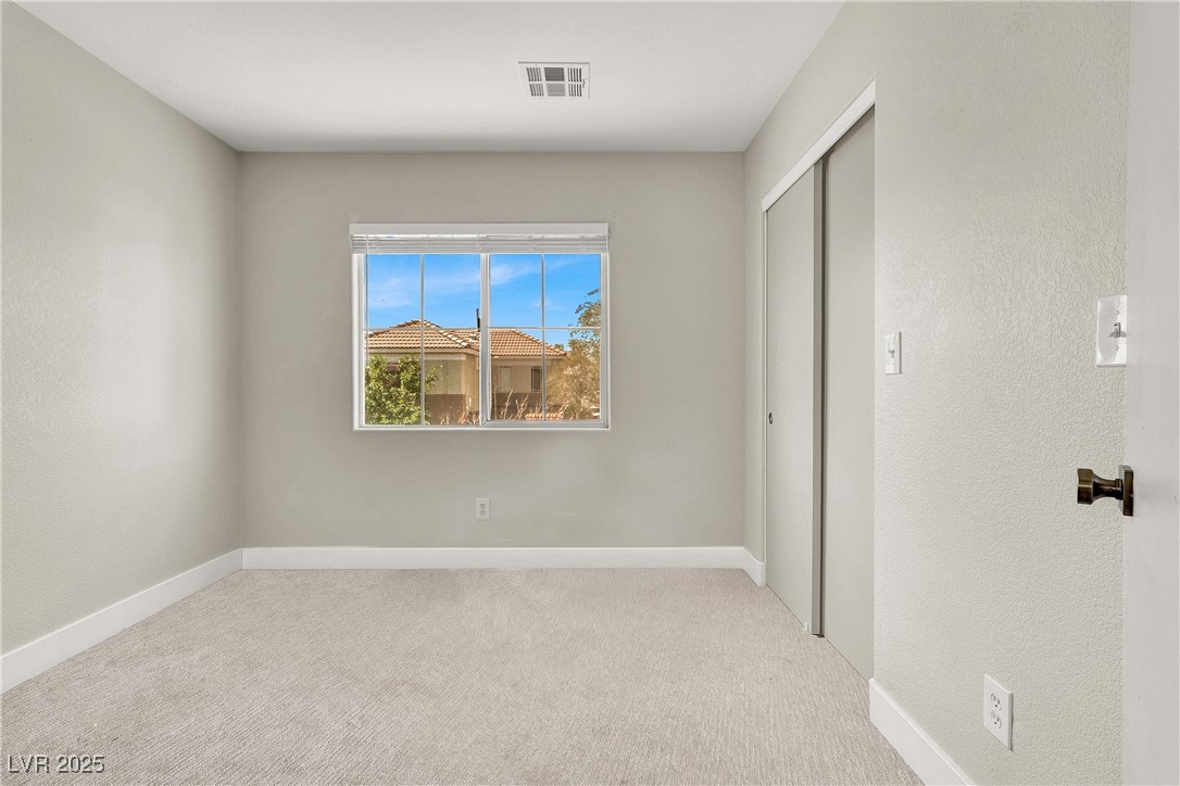 5200 Paradise Skies Avenue Property Photo 16