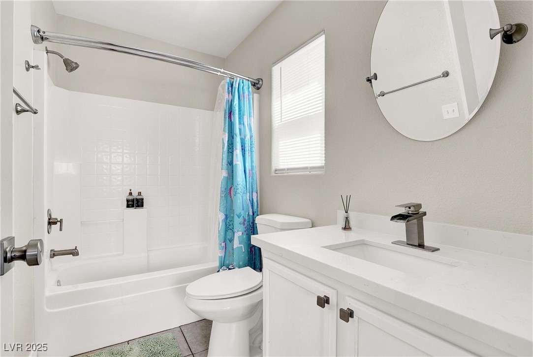 5200 Paradise Skies Avenue Property Photo 18