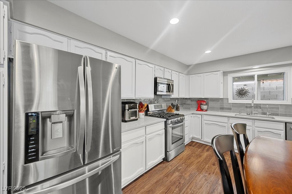 1619 Abby Avenue Property Photo 10