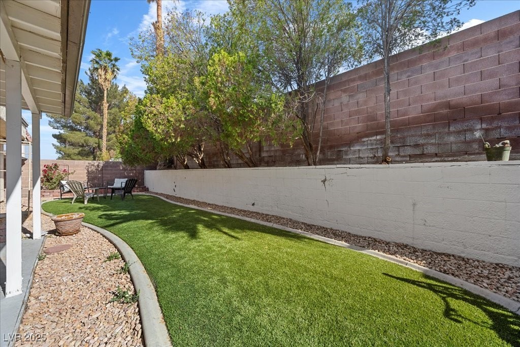 1619 Abby Avenue Property Photo 24