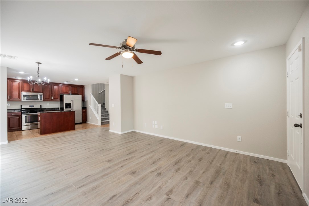 454 Brompton Street Property Photo 6