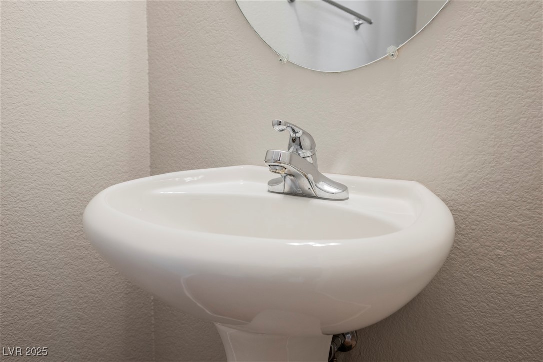 454 Brompton Street Property Photo 27