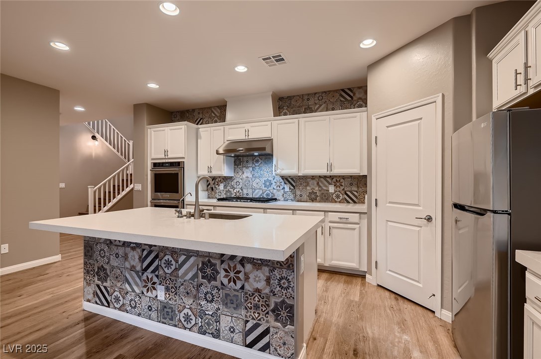 11844 Mino Rio Avenue Property Photo 8