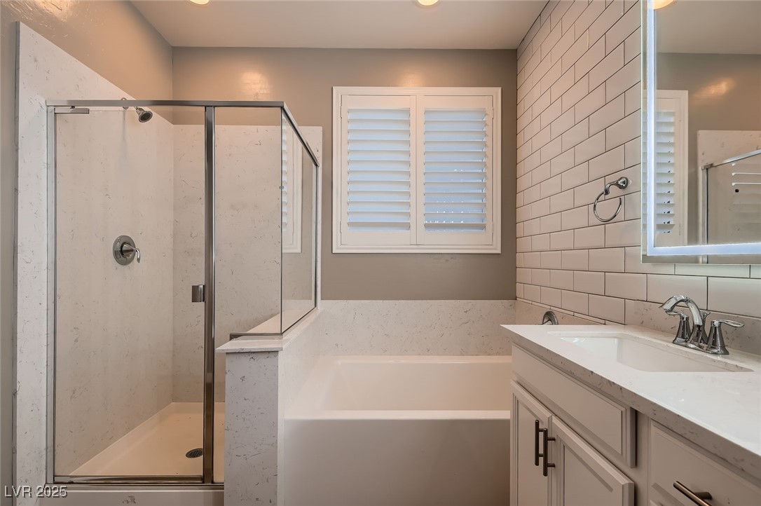 11844 Mino Rio Avenue Property Photo 13
