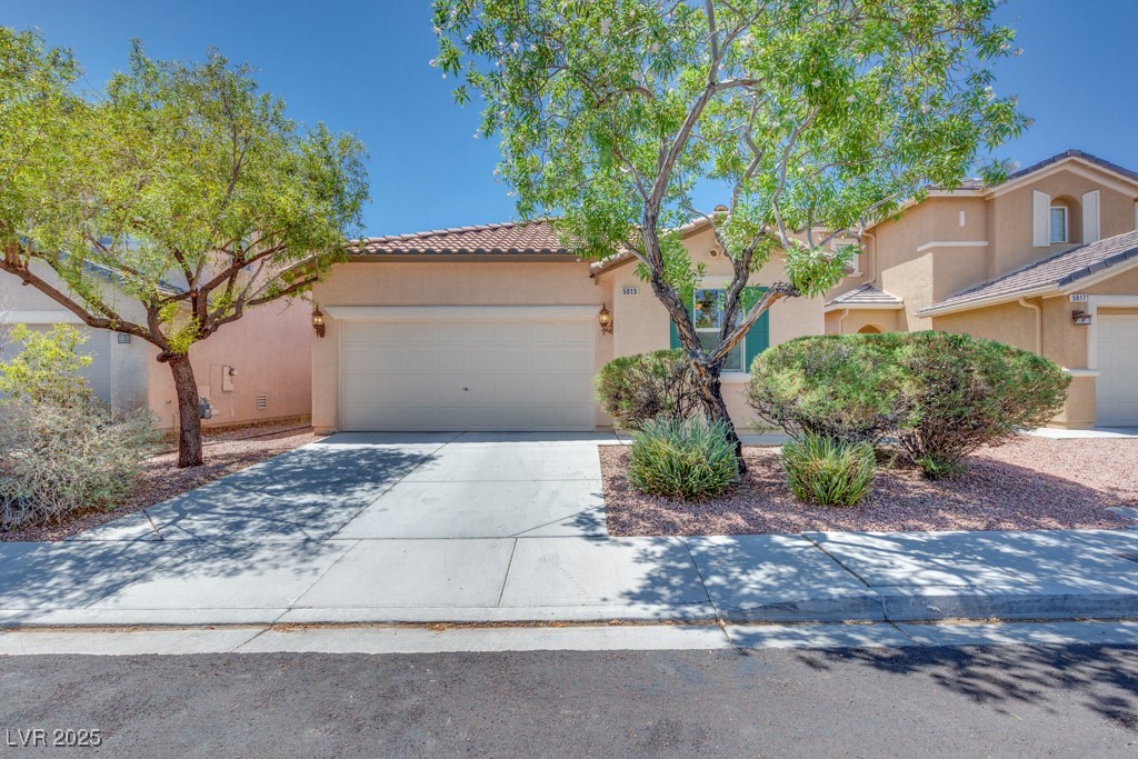 5013 Diamond Ranch Avenue Property Photo 1