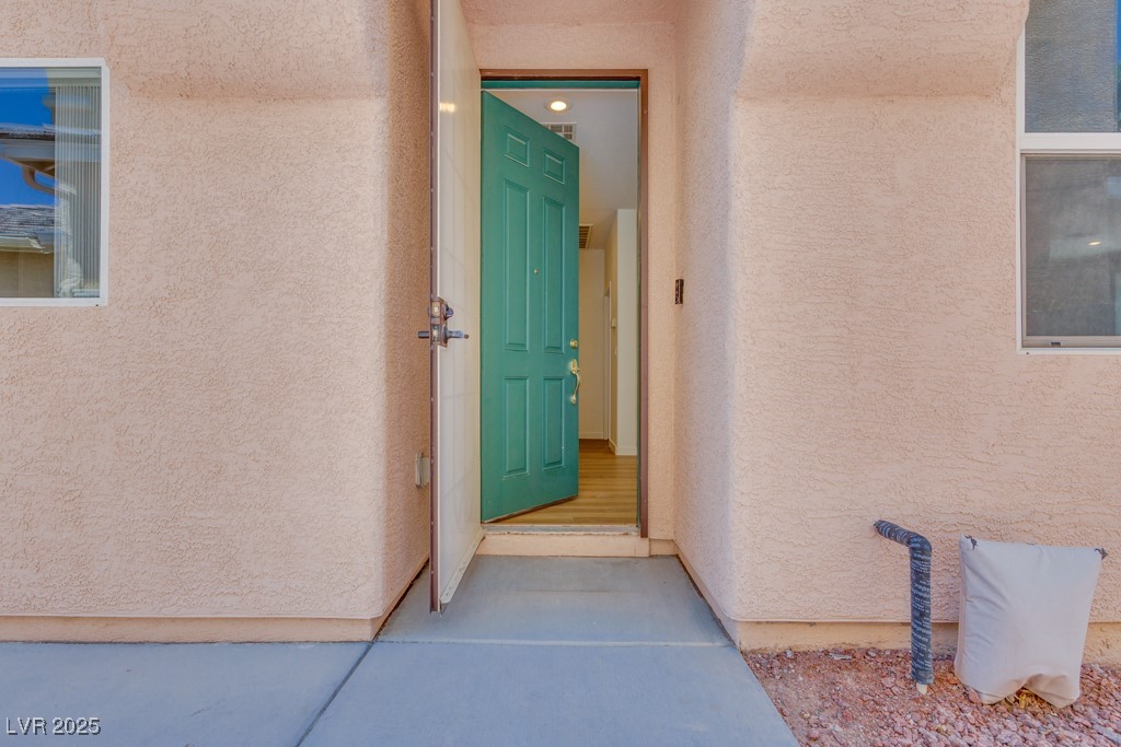 5013 Diamond Ranch Avenue Property Photo 2
