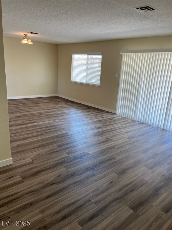 1809 Lamplighter Lane Property Photo 4