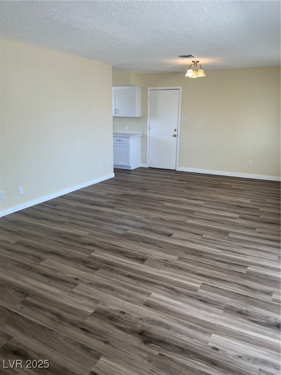 1809 Lamplighter Lane Property Photo 6