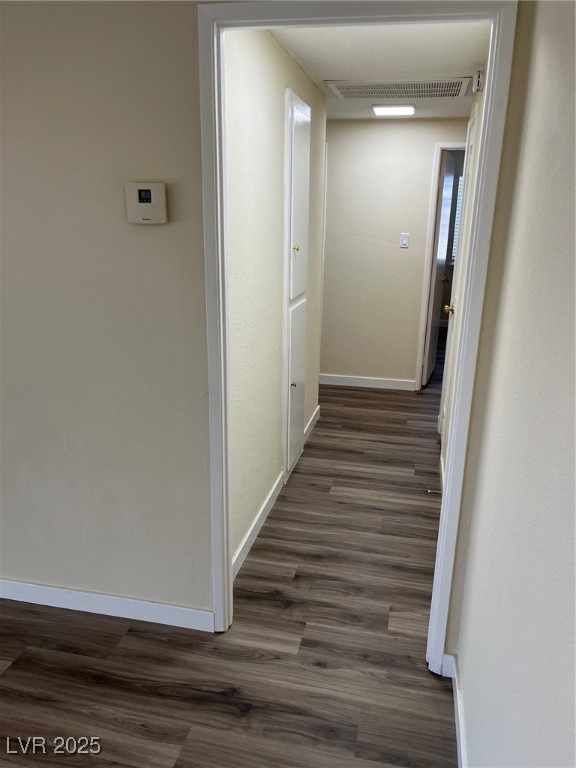 1809 Lamplighter Lane Property Photo 10