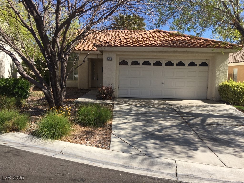 9724 Forest Glen Property Photo 1