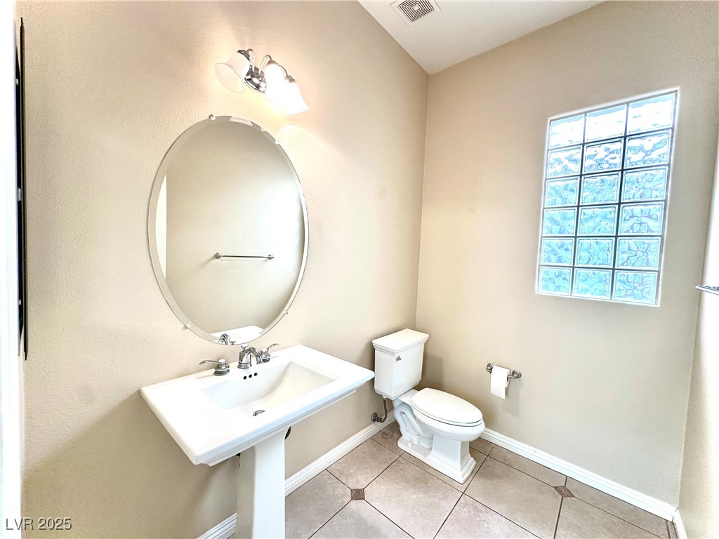 9136 Worsley Park Place Property Photo 7