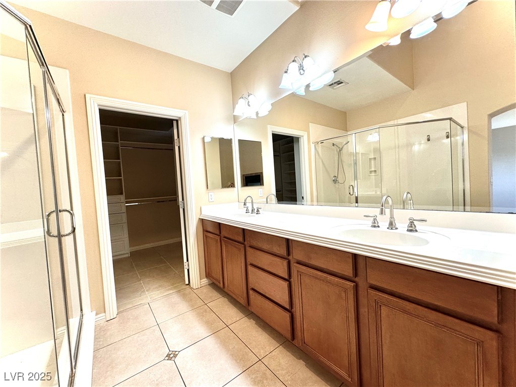 9136 Worsley Park Place Property Photo 13