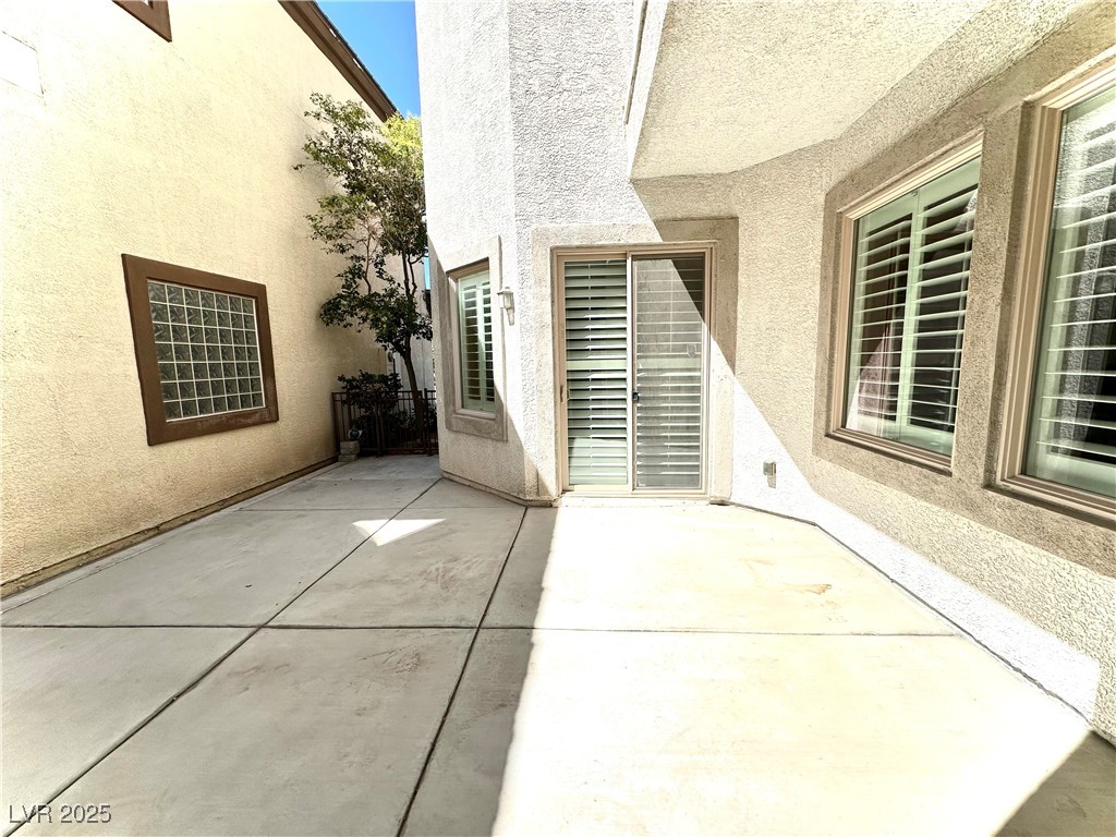 9136 Worsley Park Place Property Photo 23