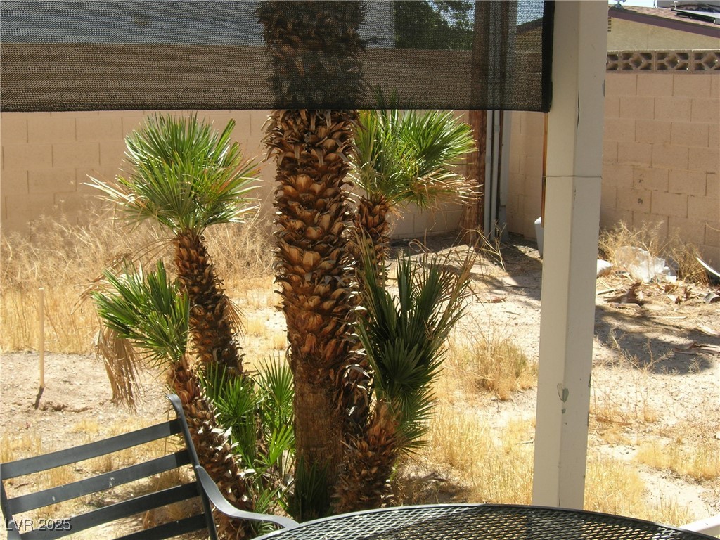 6325 Burgundy Way Property Photo 3