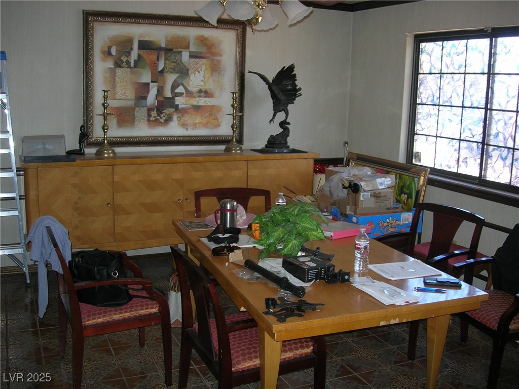 6325 Burgundy Way Property Photo 4
