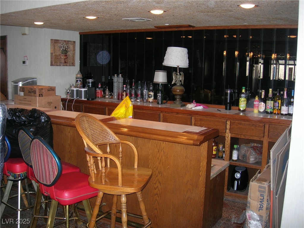 6325 Burgundy Way Property Photo 8