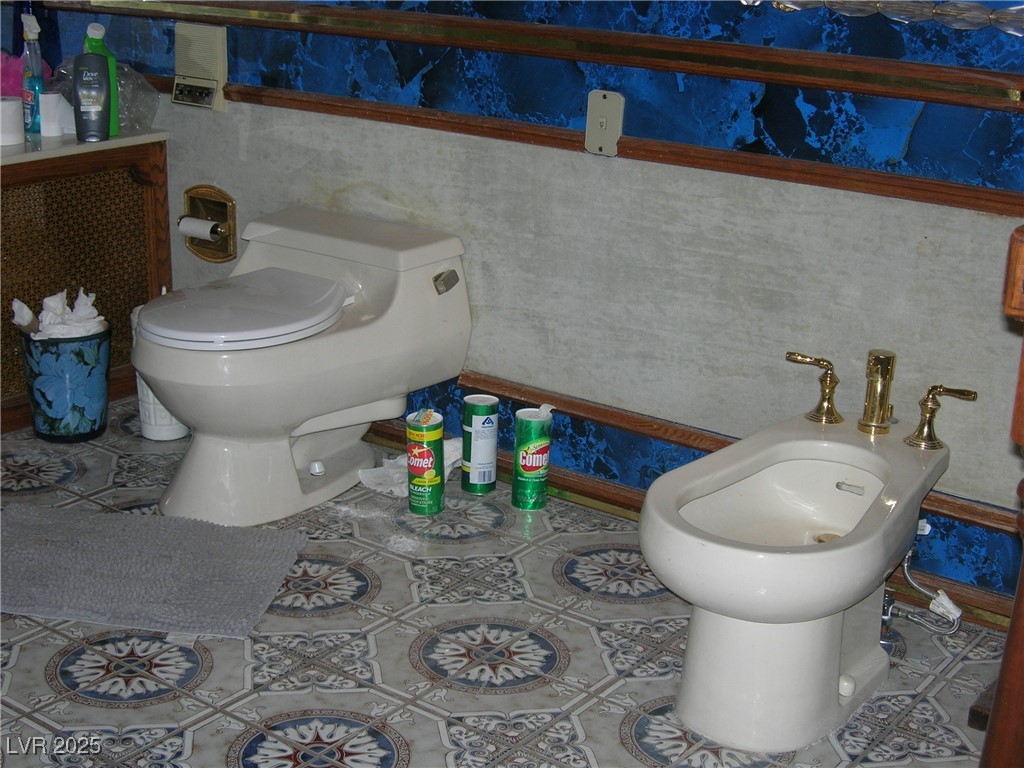 6325 Burgundy Way Property Photo 14
