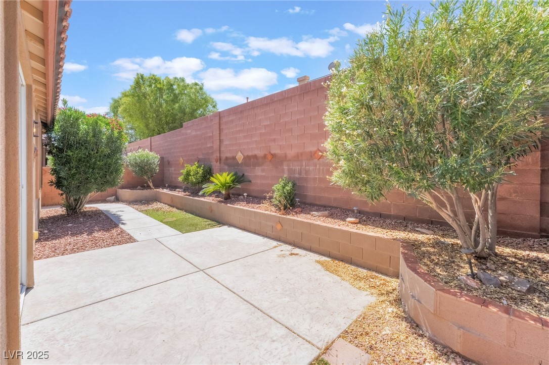 7317 Caballo Range Avenue Property Photo 27
