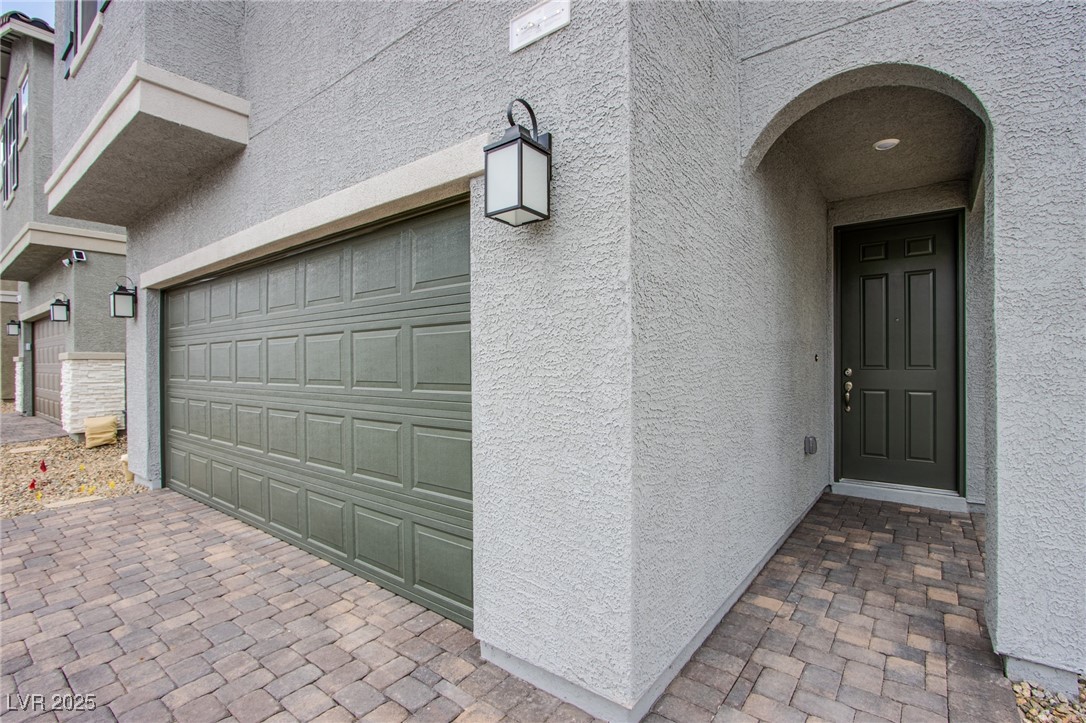 6609 Tumoulin Street Property Photo 2