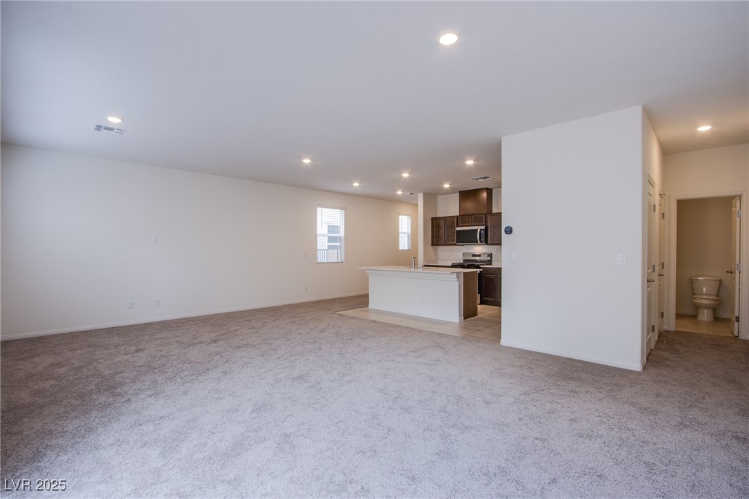 6609 Tumoulin Street Property Photo 5