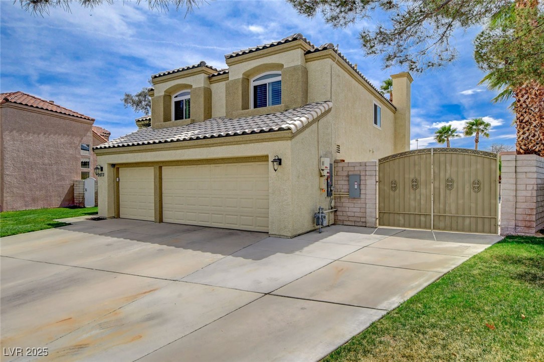 2073 Sapphire Valley Avenue Property Photo 4