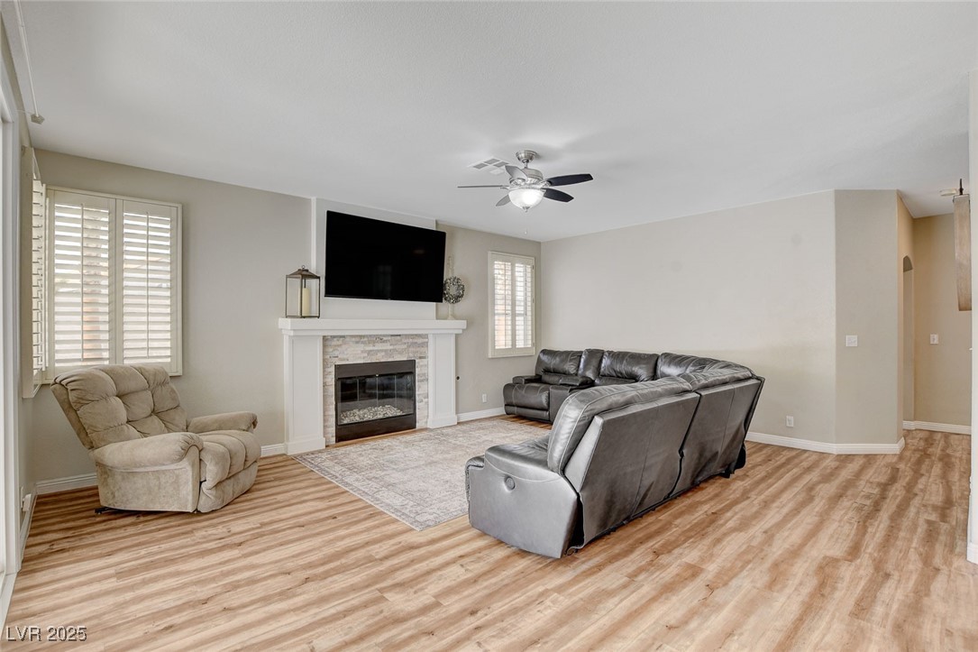 2073 Sapphire Valley Avenue Property Photo 14