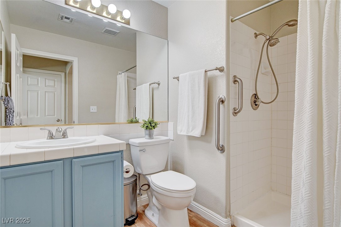 2073 Sapphire Valley Avenue Property Photo 27