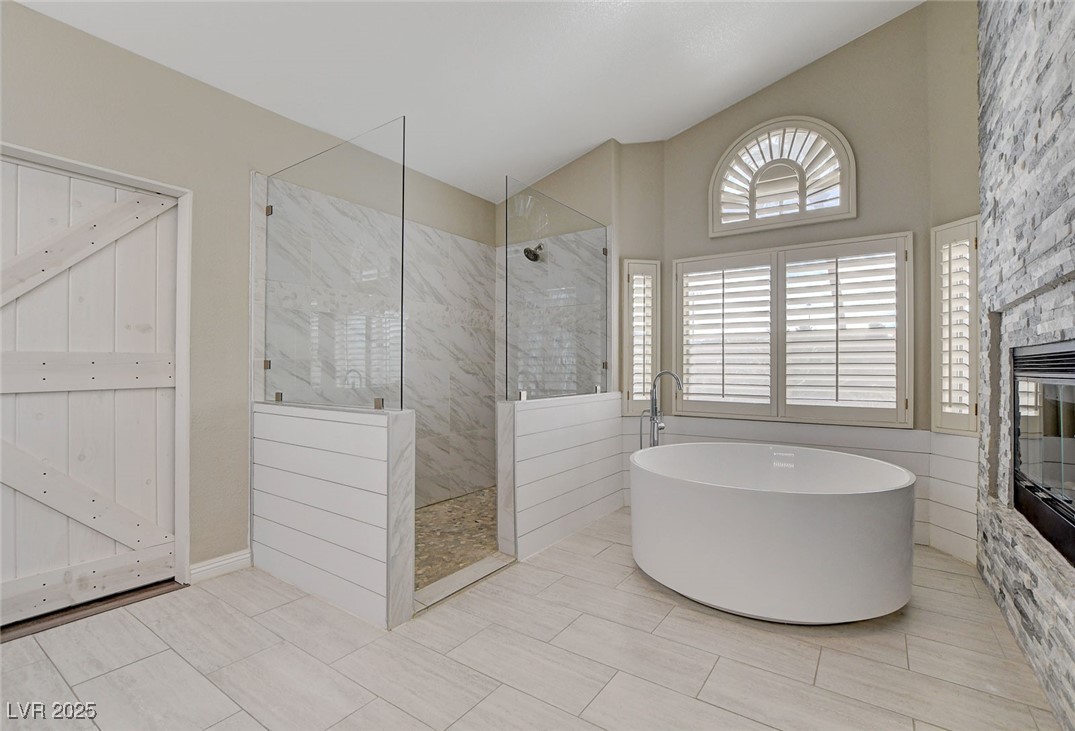 2073 Sapphire Valley Avenue Property Photo 42