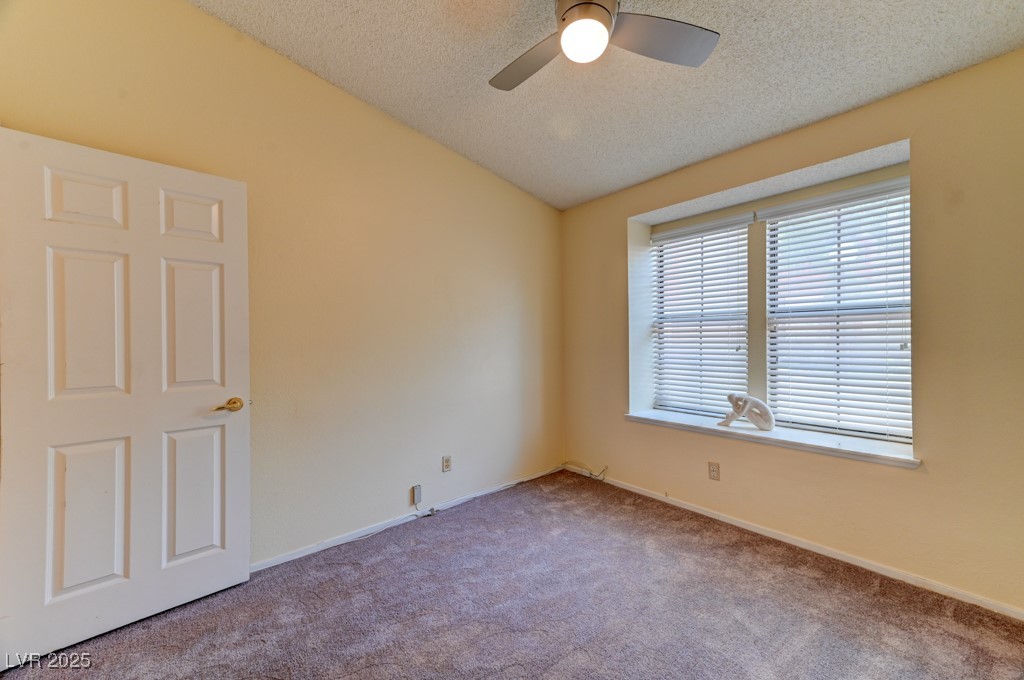 2352 Pickwick Drive 85 Property Photo 10