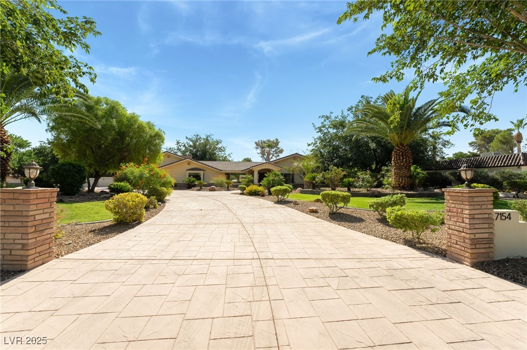 7154 Ranchito Circle Property Photo 1