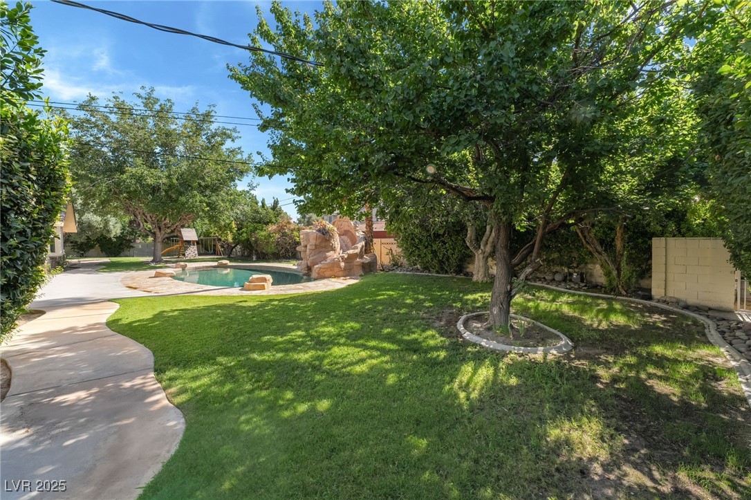7154 Ranchito Circle Property Photo 44