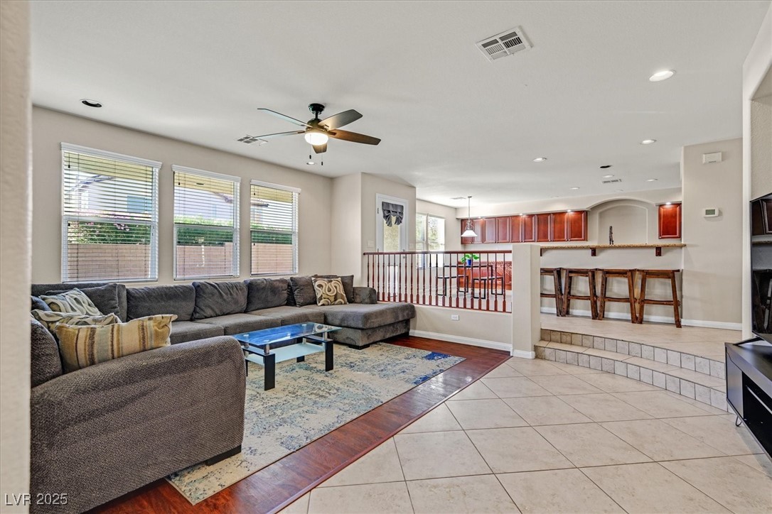 609 Doubleshot Lane Property Photo 4