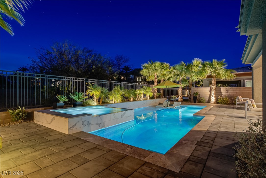 8 Reflection Cove Drive Property Photo 1