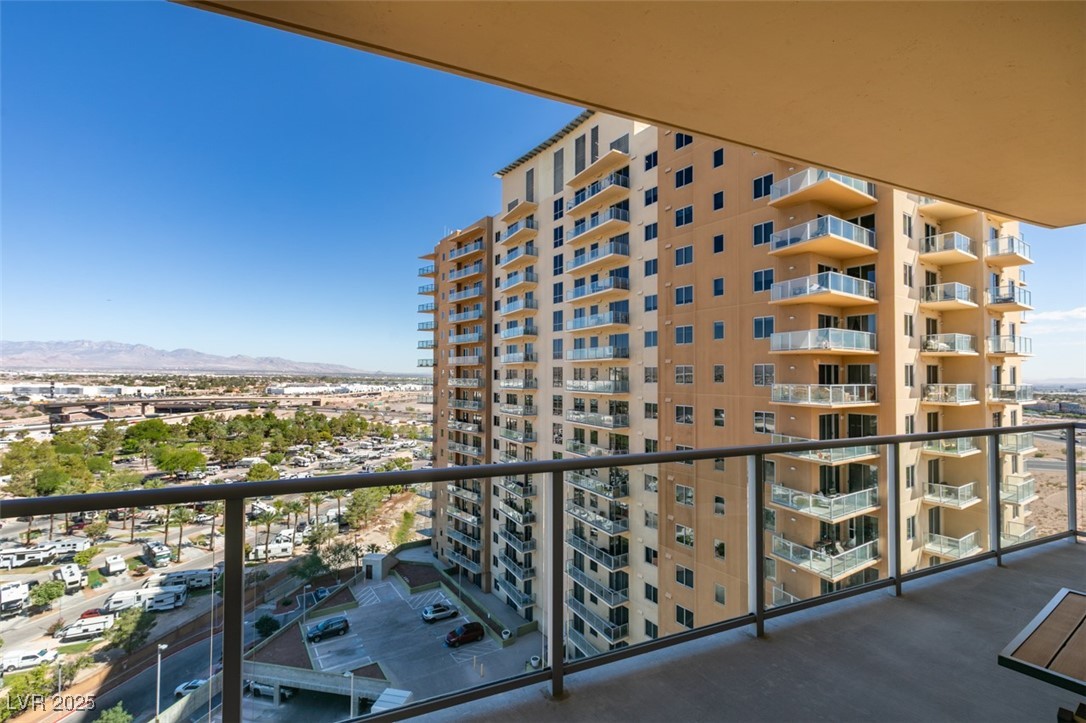 8255 Las Vegas S Boulevard 1414 Property Photo 1