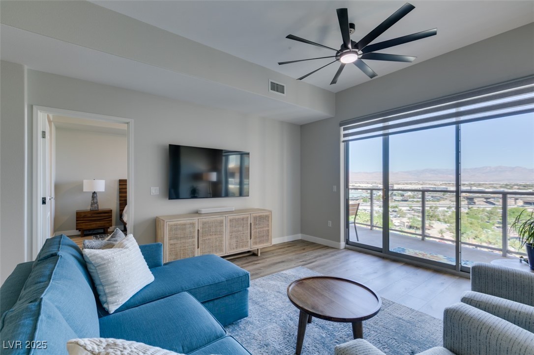 8255 South Las Vegas Boulevard 1414 Property Photo 2