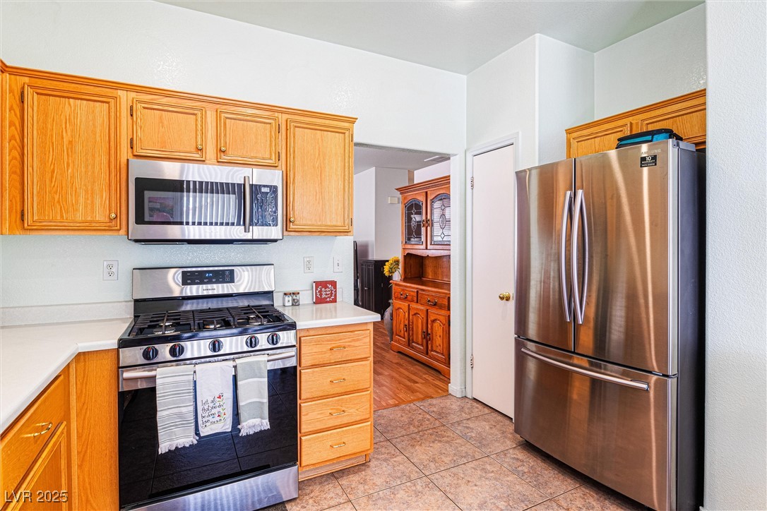 8853 Kingswood Drive Property Photo 10