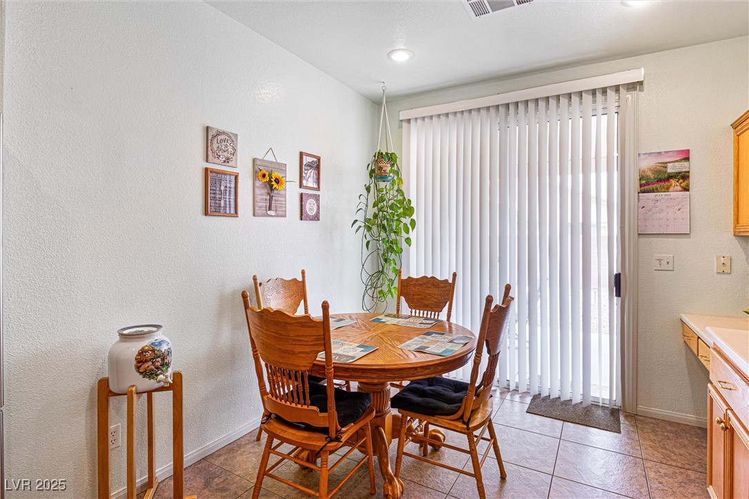 8853 Kingswood Drive Property Photo 13