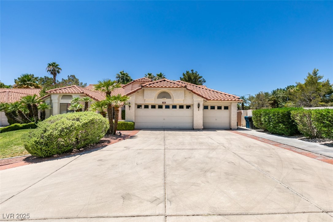 399 Discovery Court Property Photo