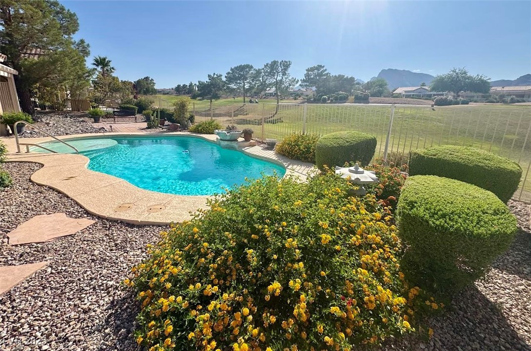 2657 Youngdale Drive Property Photo 1