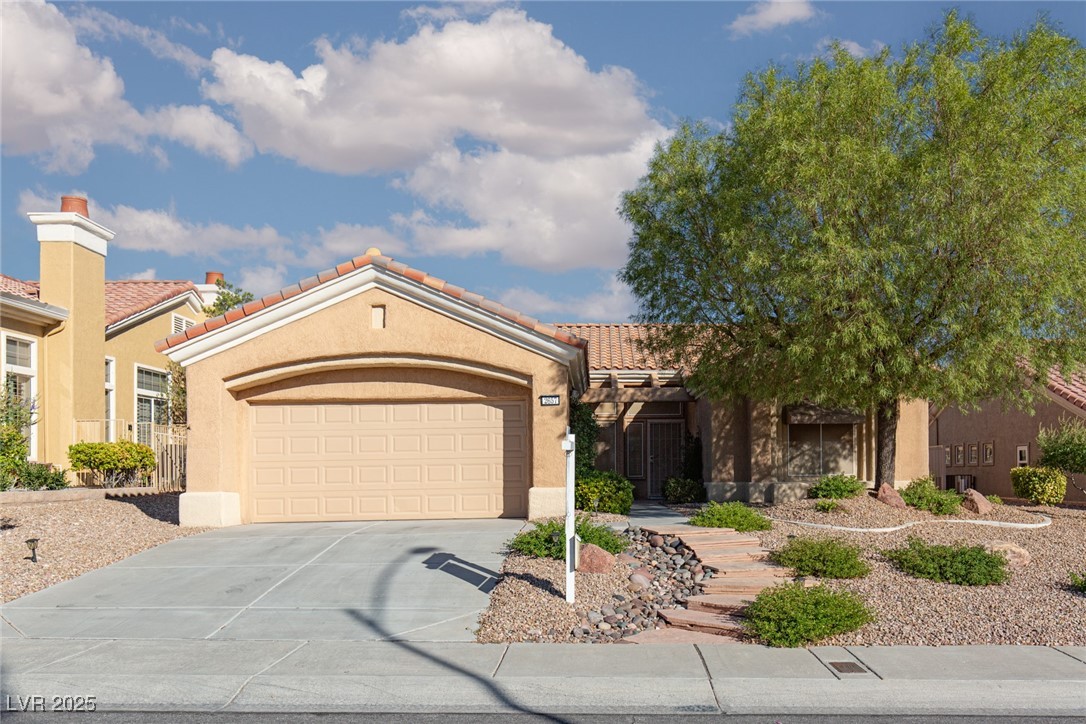 2657 Youngdale Drive Property Photo 3