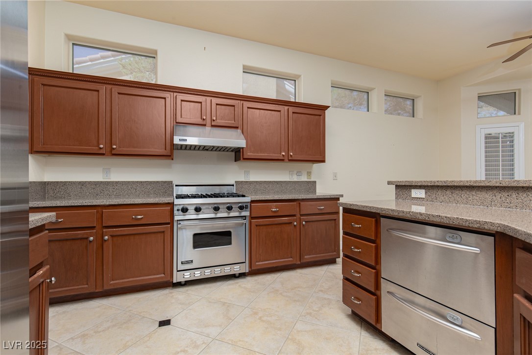 2657 Youngdale Drive Property Photo 9