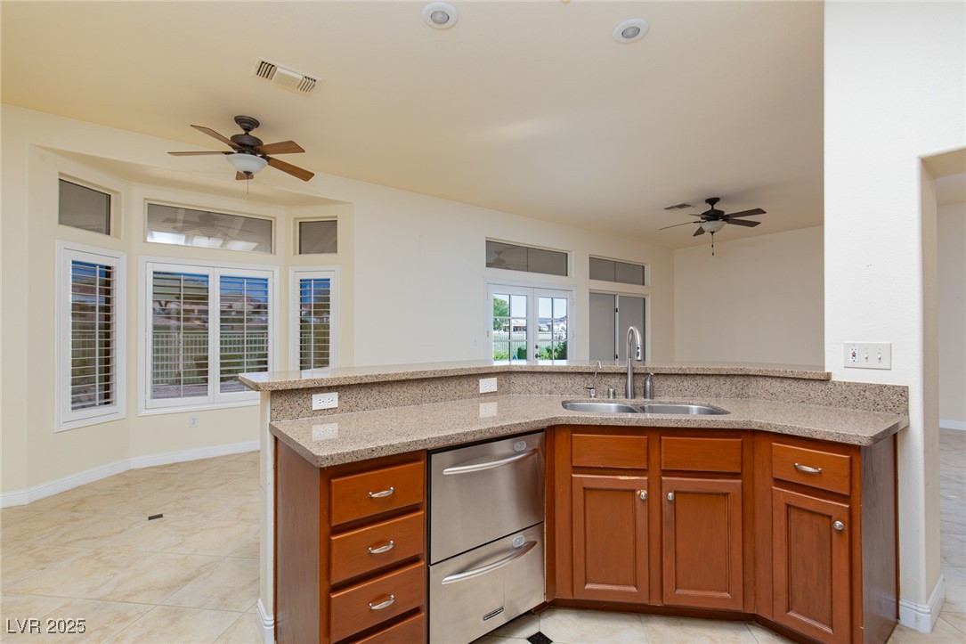 2657 Youngdale Drive Property Photo 12